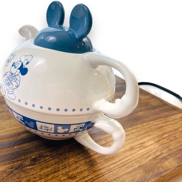 Disney Parks: Gourmet Tea For One - Teapot (3pcs). Cornflower blue and w… - Picture 3 of 10